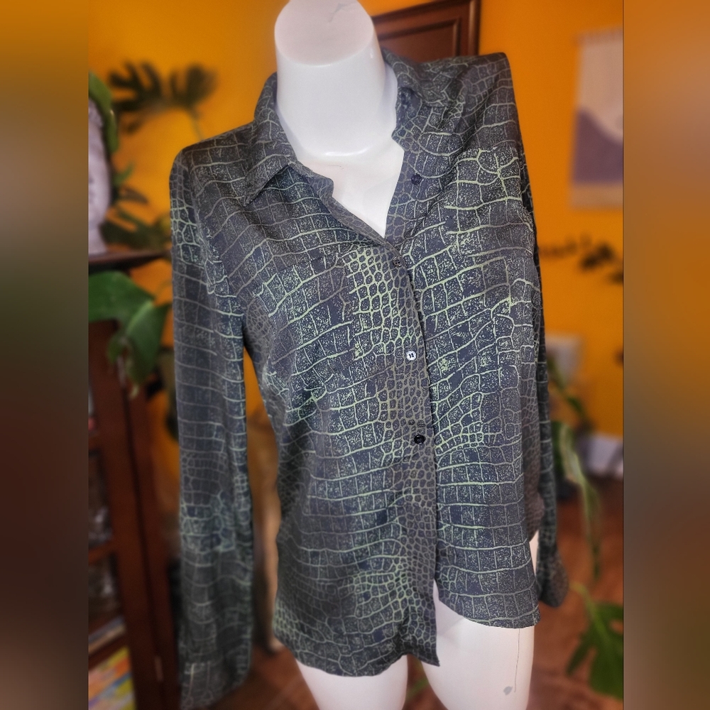 Vero Moda Green Crocodile Pattern Blouse